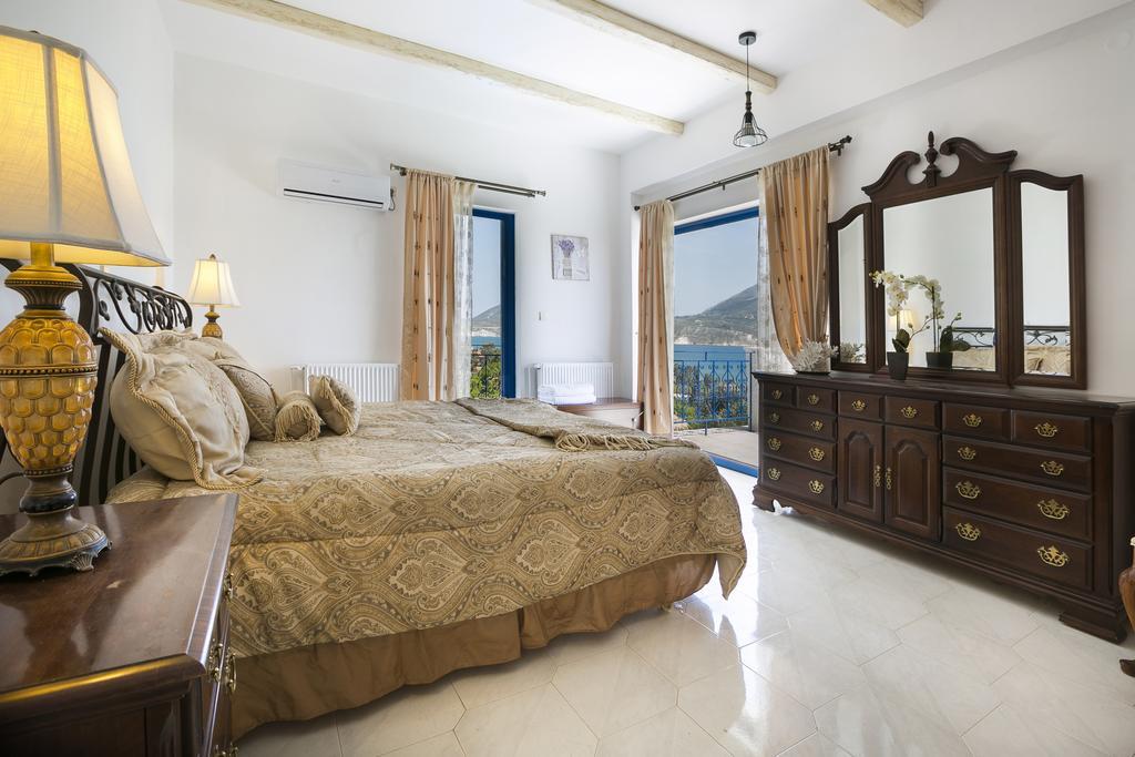 Villa Afrodite Mousata Exteriör bild