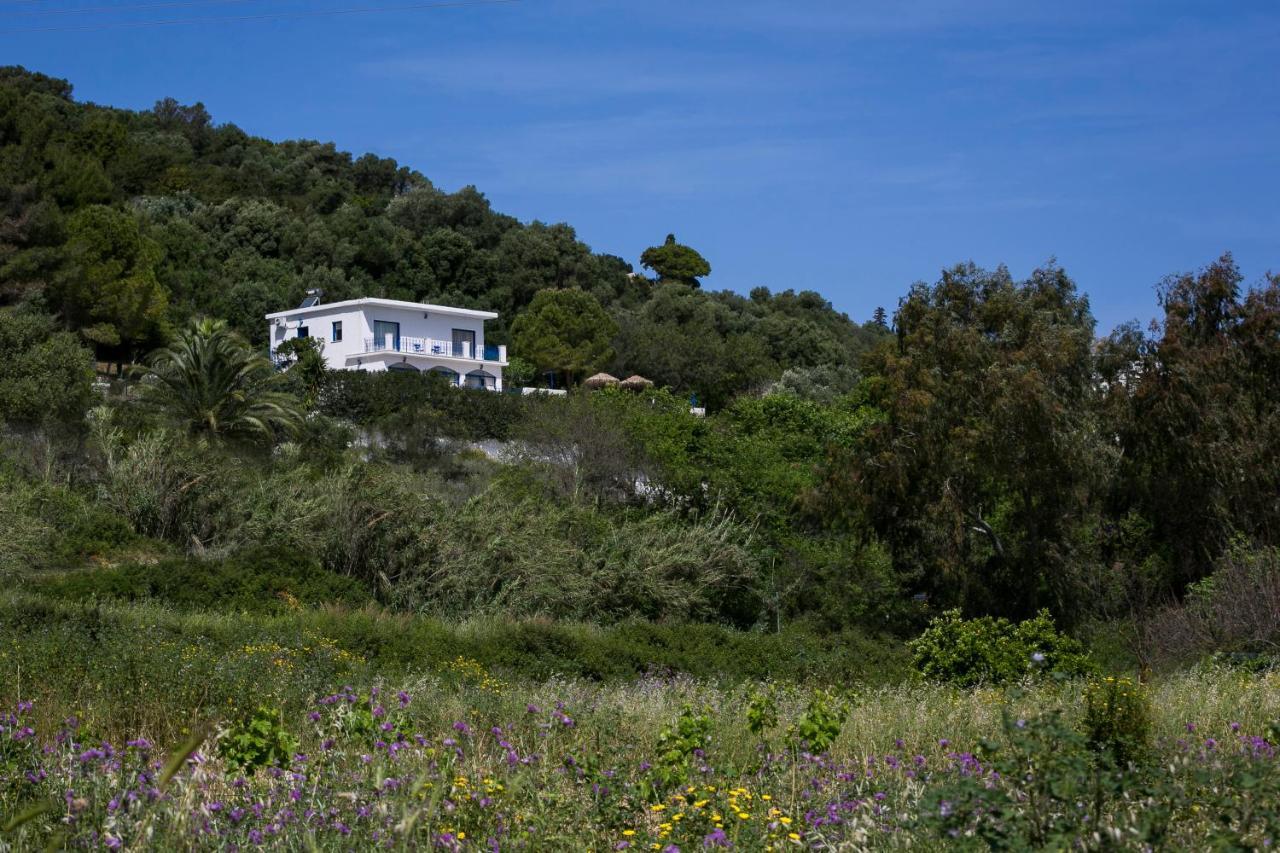 Villa Afrodite Mousata Exteriör bild